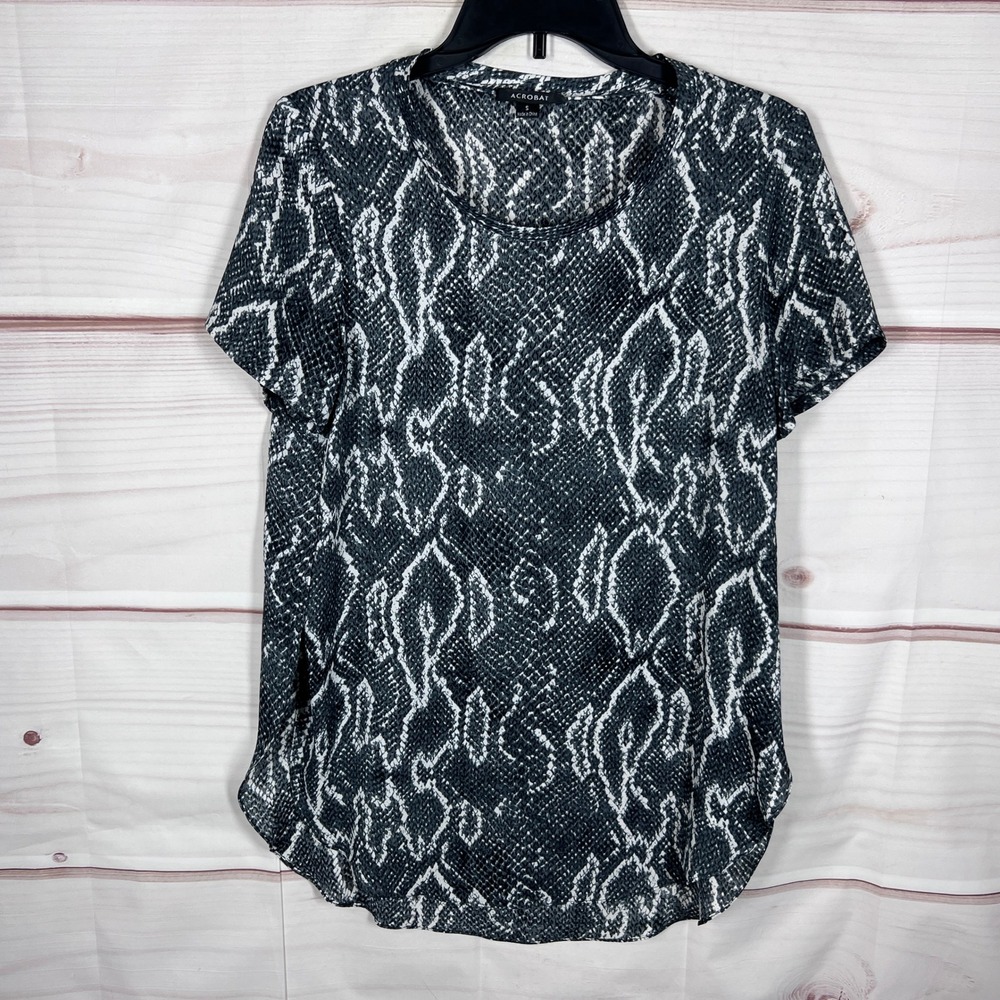 Acrobat Top Women Small Gray Snake Print Short Sleeve Blouse Side Slit Pullover